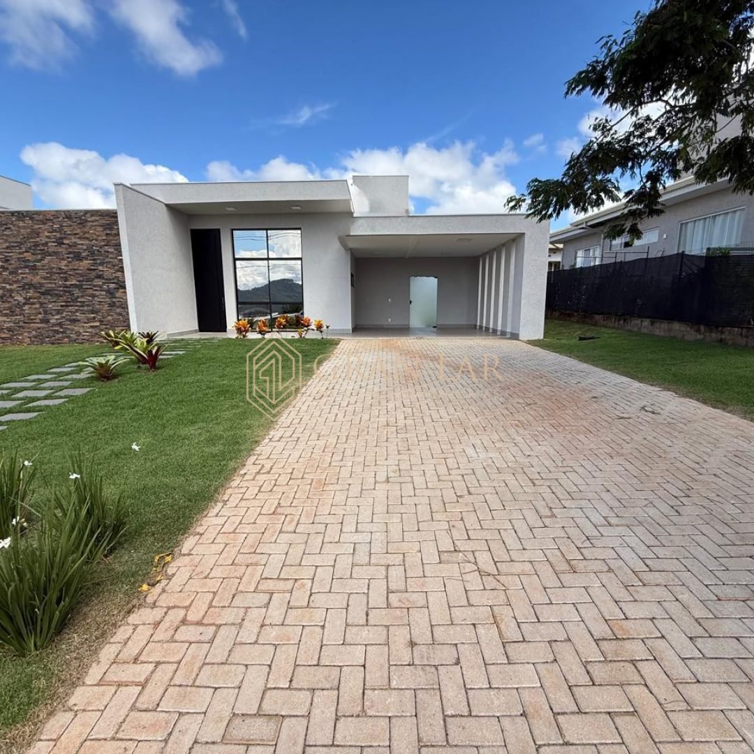 WhatsApp-Image-2026-04-11-at-20.00.33