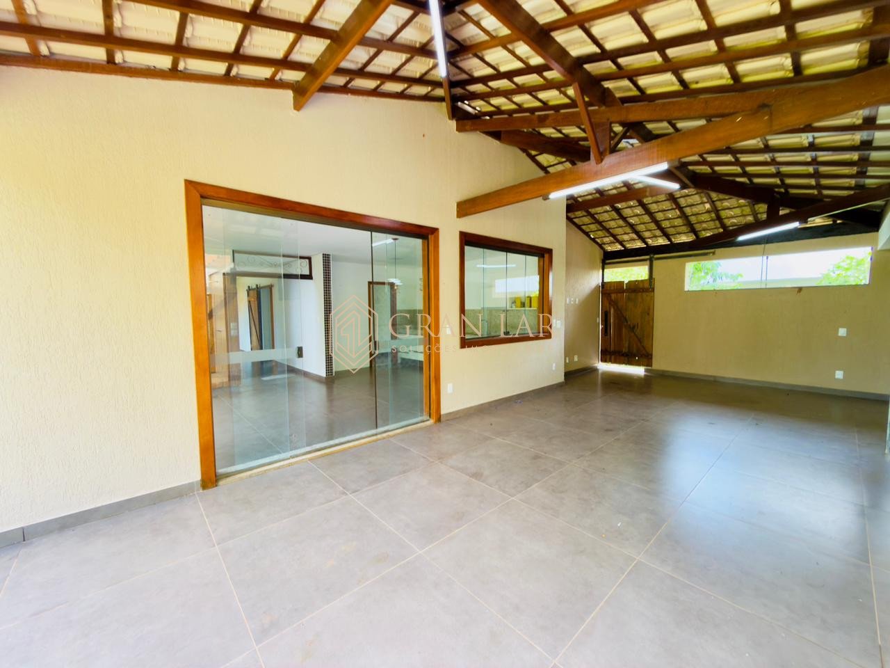 10b51905-a101-4b1d-856a-32fae2026278