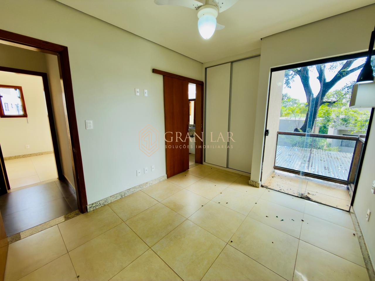 a43368e5-9e6f-46b8-8ad5-3133c7ea450f