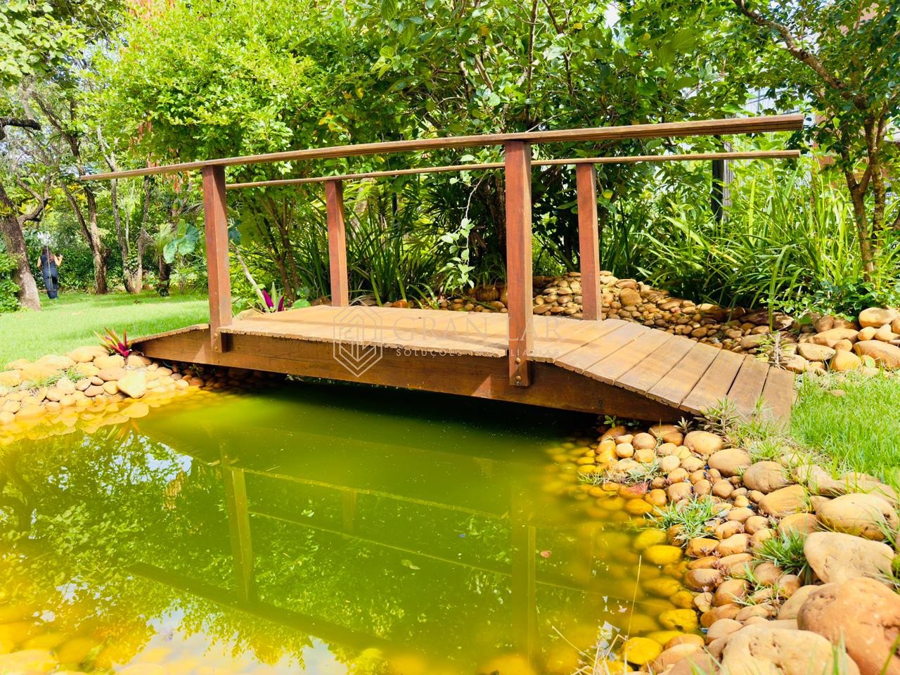 a4e4609c-5549-4343-8d4e-de7eb1870372