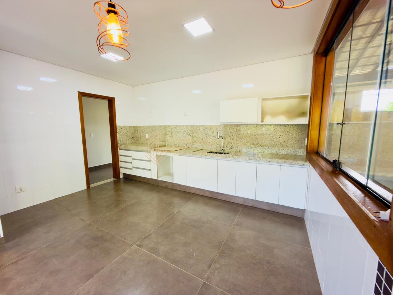 cc95cf6f-4a09-4a06-b6d7-3f9dedc6ff4d