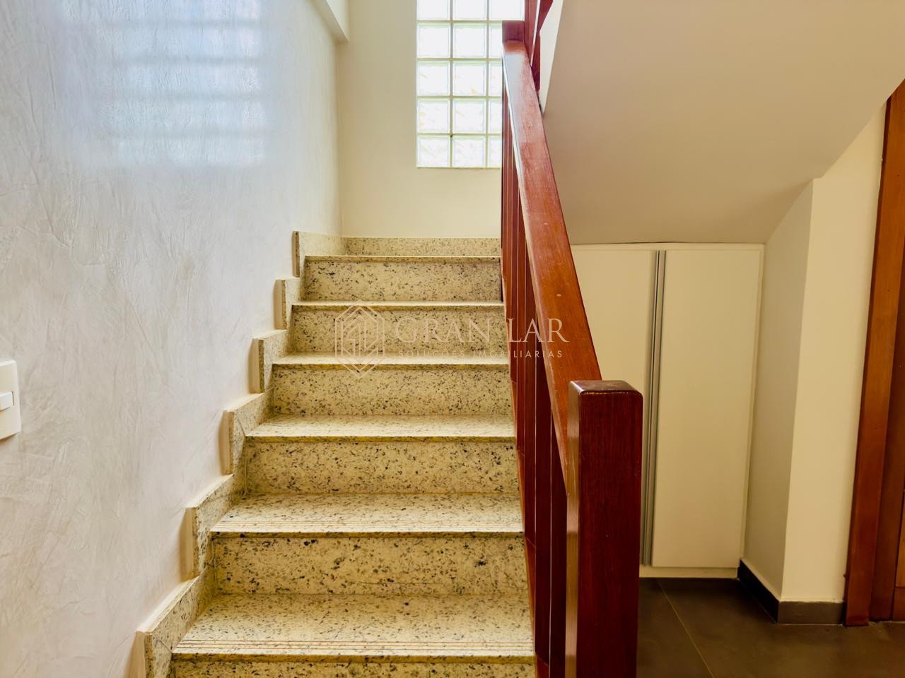 edd0400c-8903-4827-9c90-829245746410