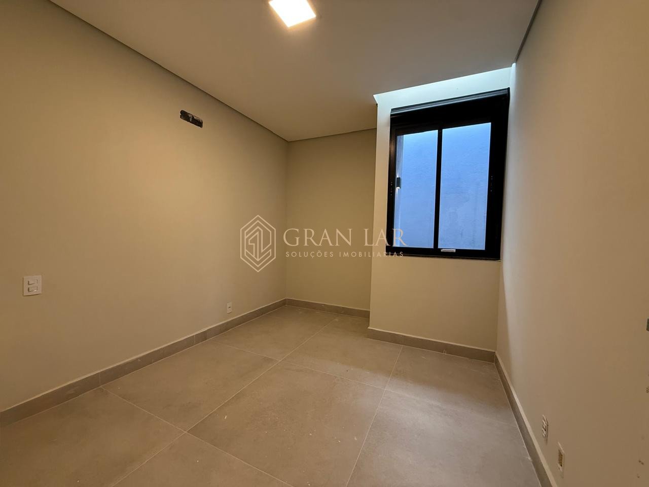 WhatsApp-Image-2026-03-31-at-18.18.58-8