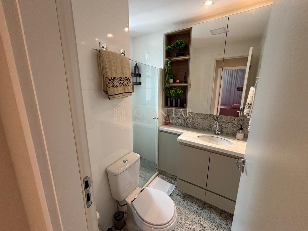 WhatsApp-Image-2026-04-11-at-09.19.54