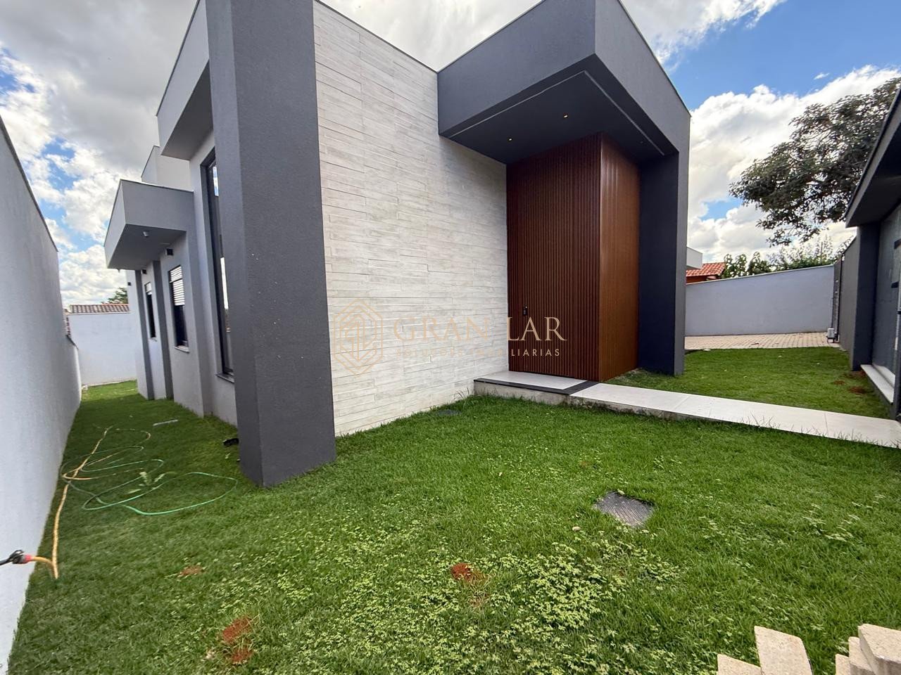 WhatsApp-Image-2026-04-13-at-18.24.23