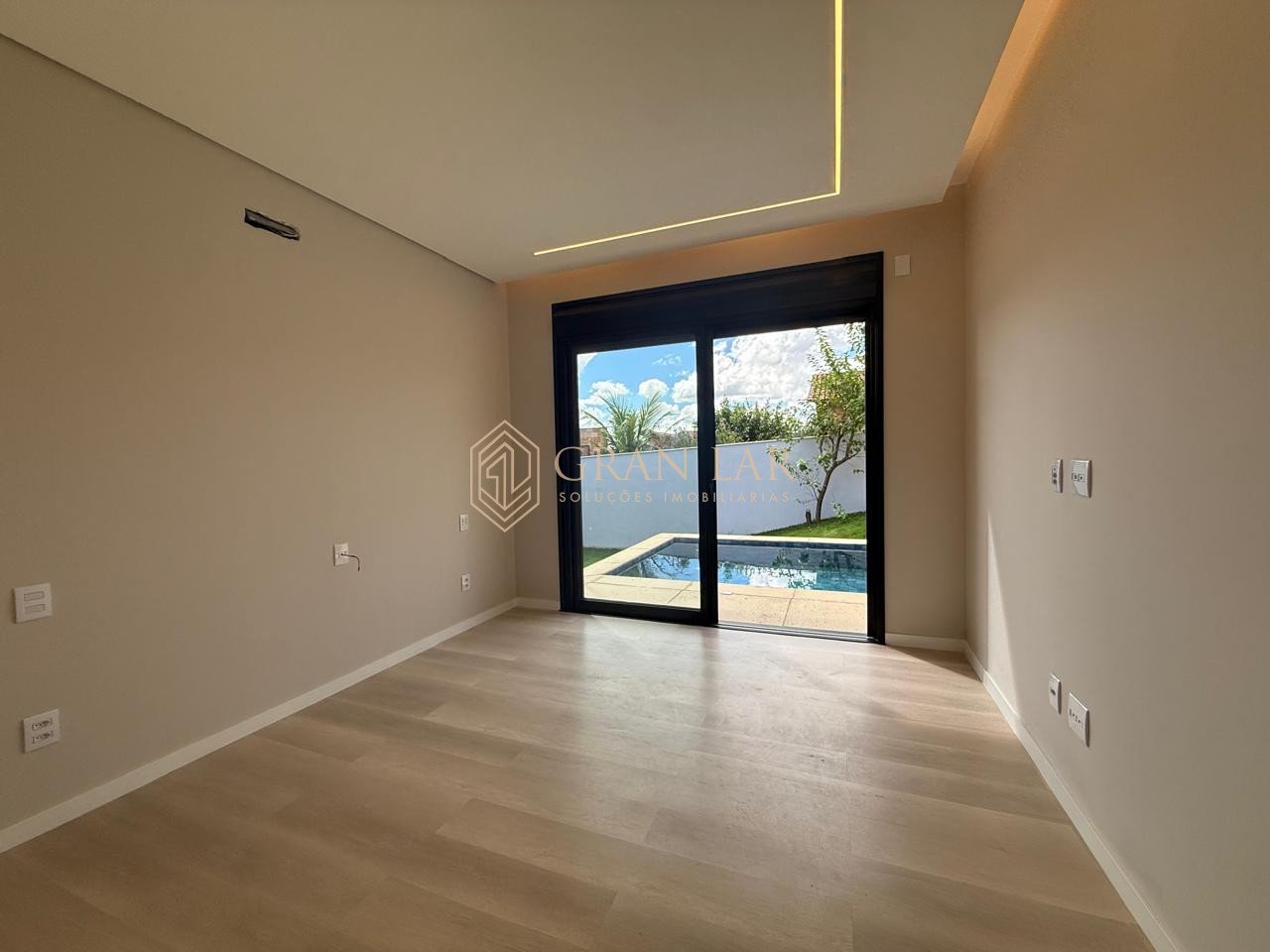 WhatsApp-Image-2026-04-13-at-18.24.25-12