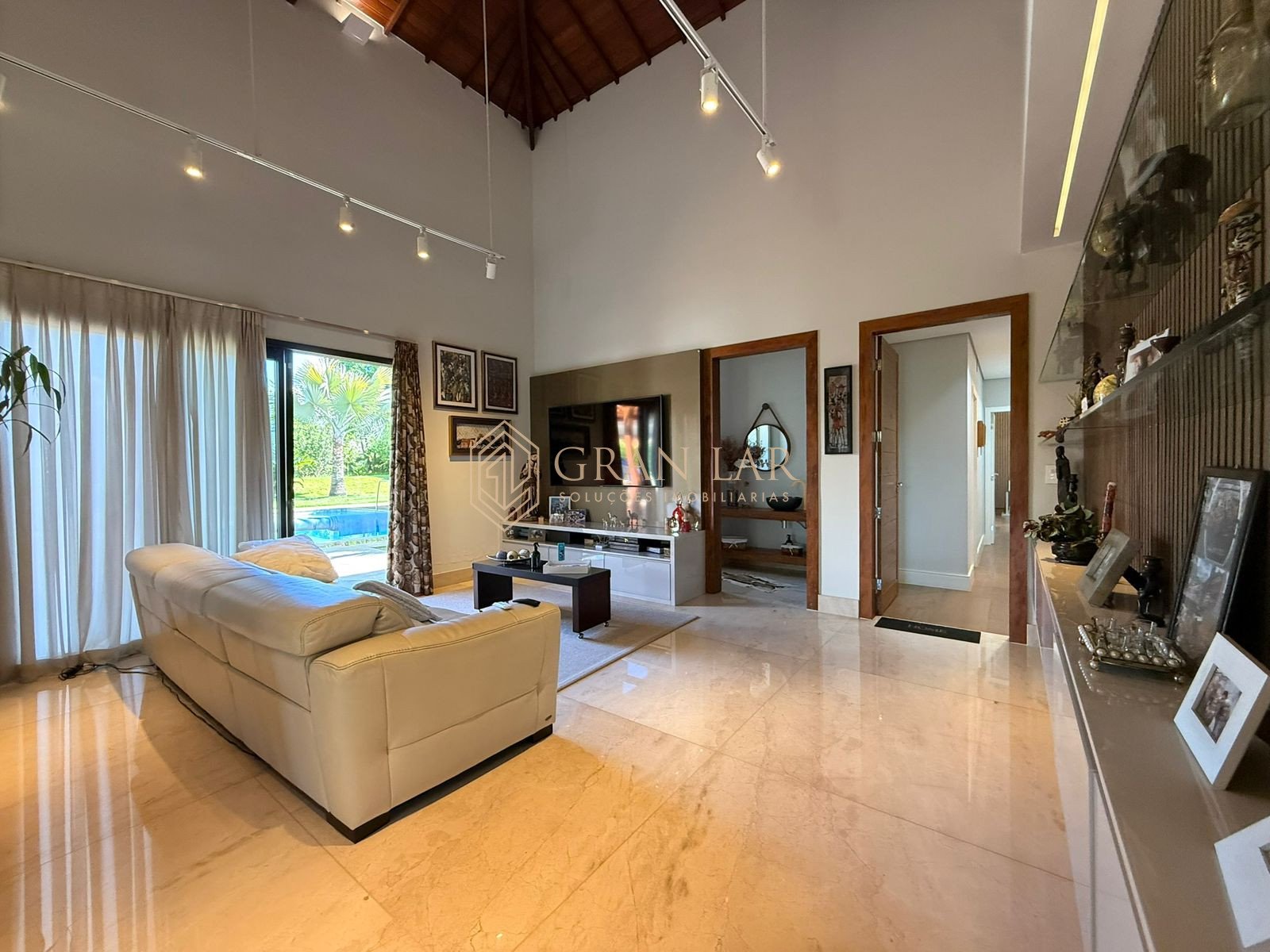 WhatsApp-Image-2026-03-20-at-23.35.28