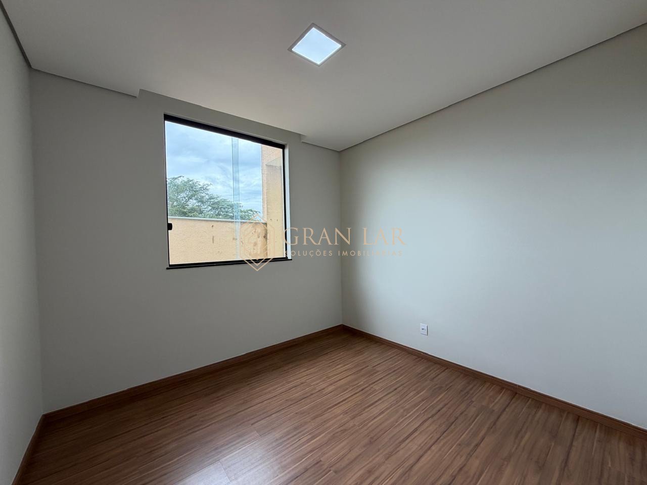 0b931fc6-81d2-43dd-9b7e-e6a79600b389