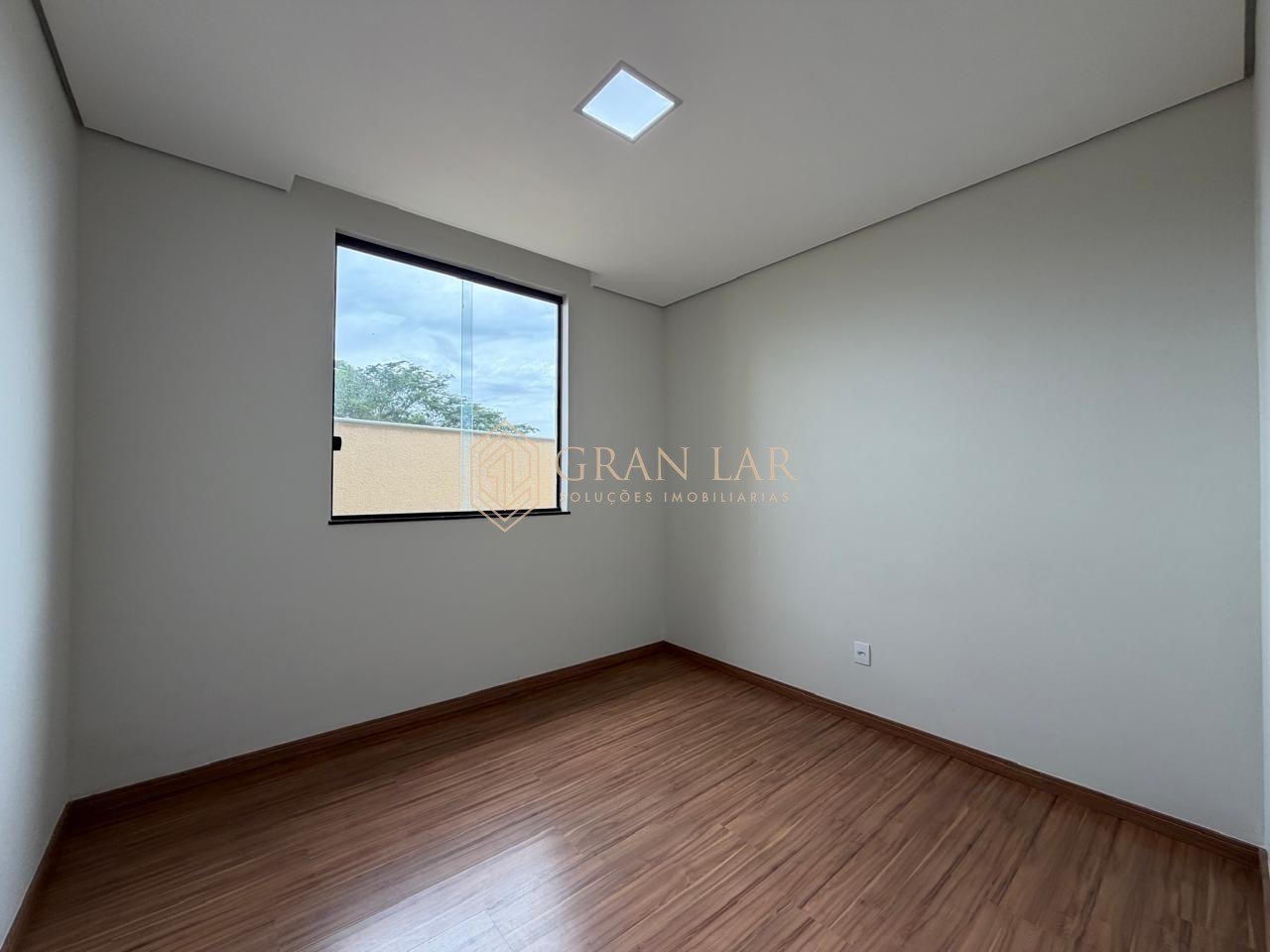 a202eaf9-9823-41df-8764-aeb1613dd3d6