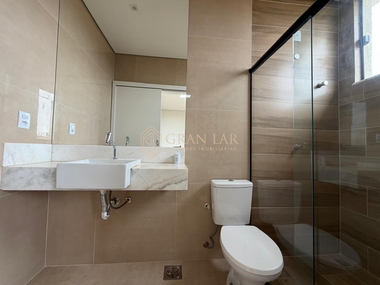 d70f54f0-806f-41d4-8d52-6c581735c508