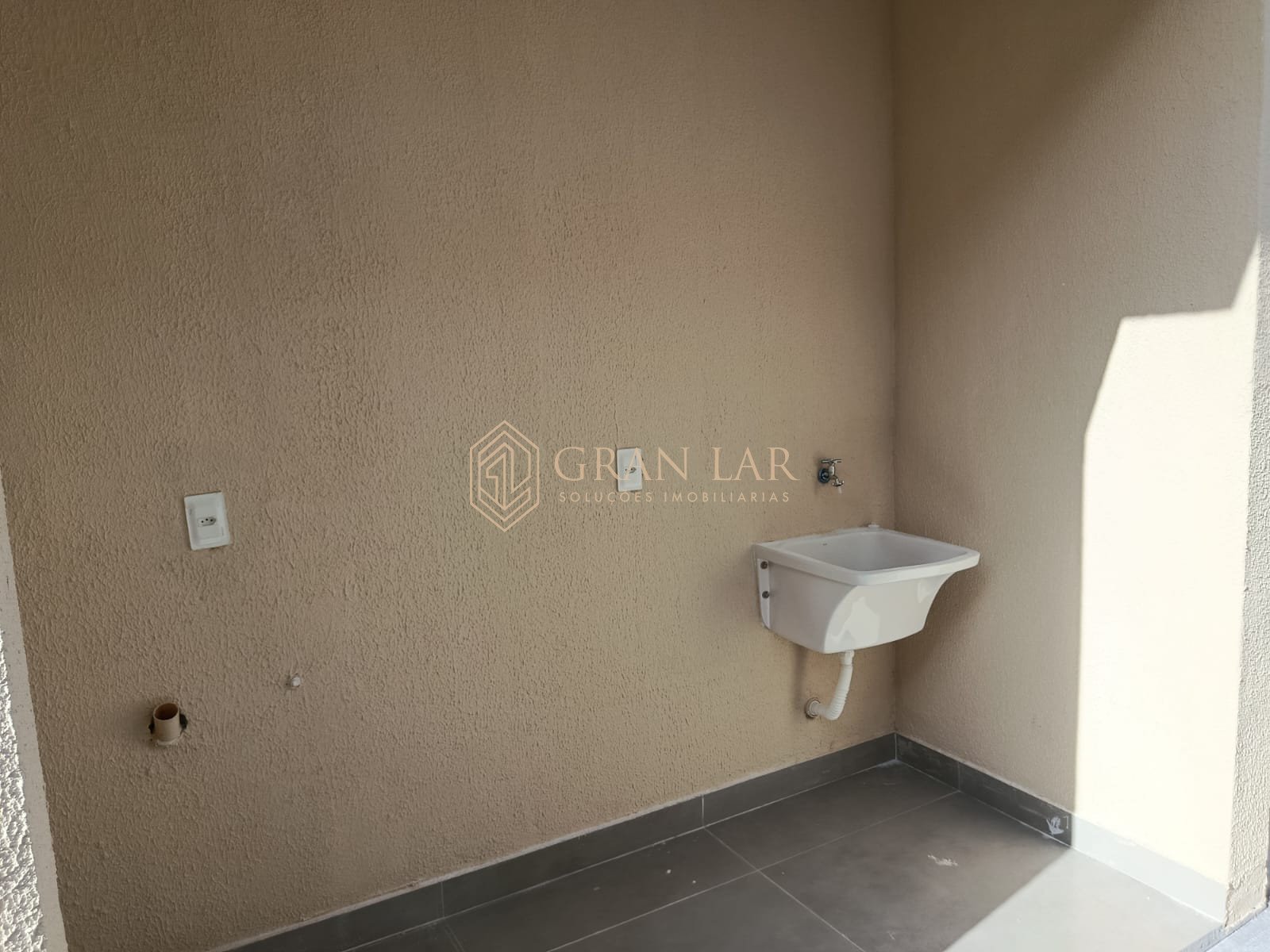 WhatsApp-Image-2026-04-14-at-10.10.31